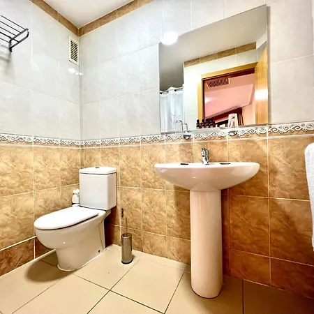 Junior Pool-sea View, Wifi And Heated Pool In Tenerife South Апартаменты
